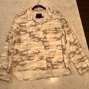 Size Large Camo Print Jacket